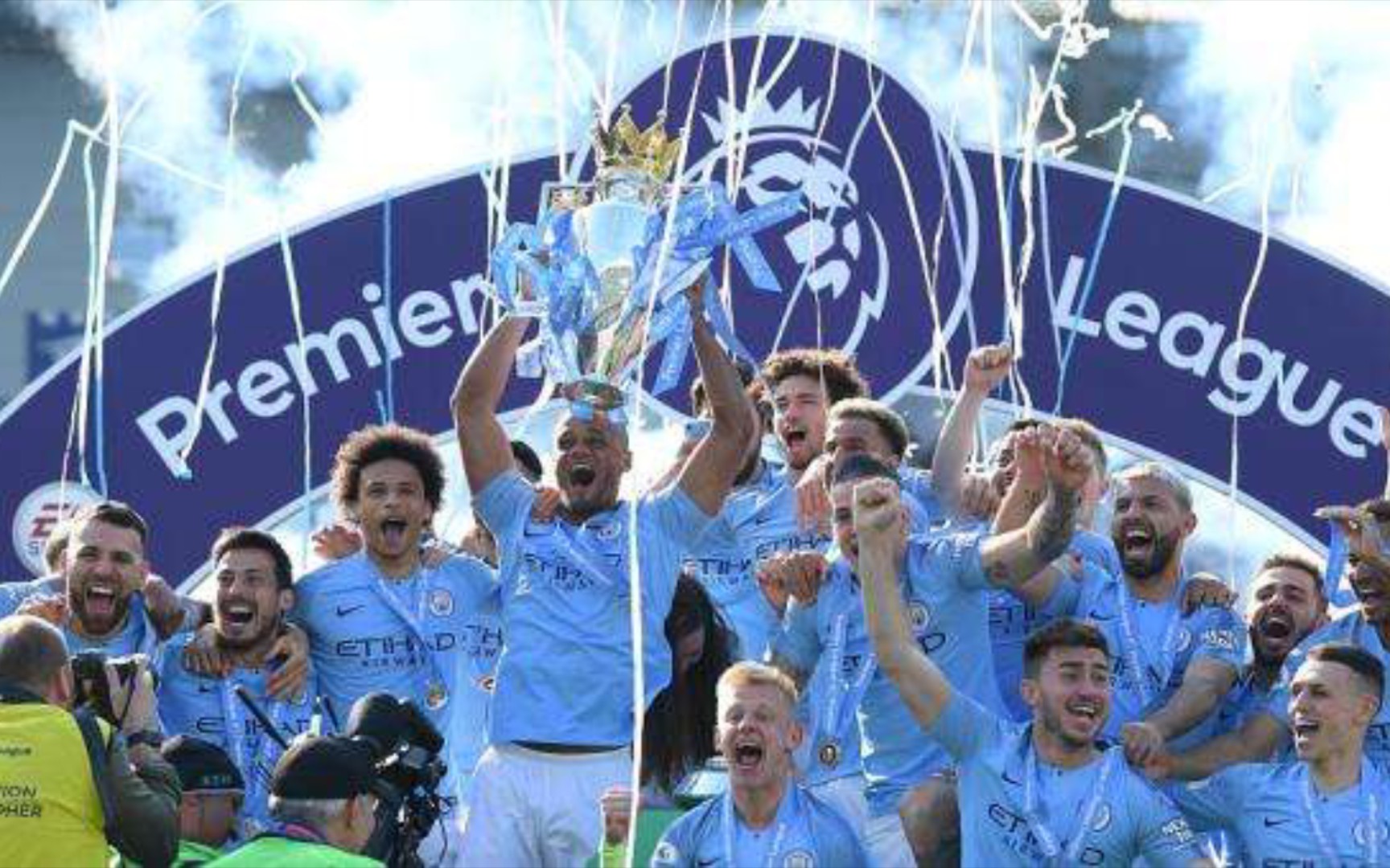 他以其在篮 他以其在篮